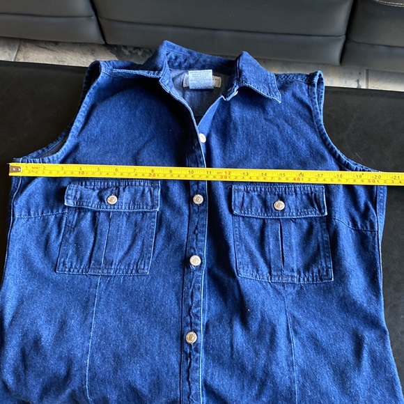 COTTON GINNY Short-Sleeve Shirt Dark Denim Like New Fitted, Rounded Hem Size L - Picture 6 of 7